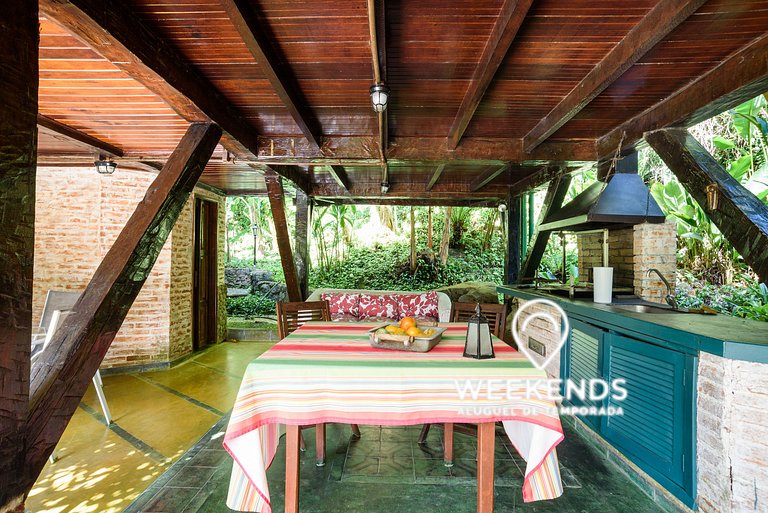 Charming House - Heated Jacuzzi at Camburi Beach