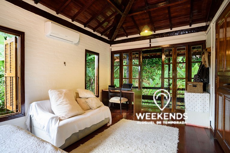 Charming House - Heated Jacuzzi at Camburi Beach