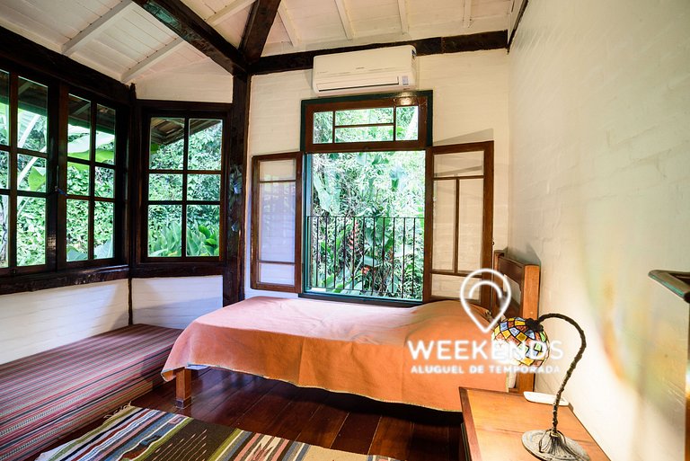 Charming House - Heated Jacuzzi at Camburi Beach