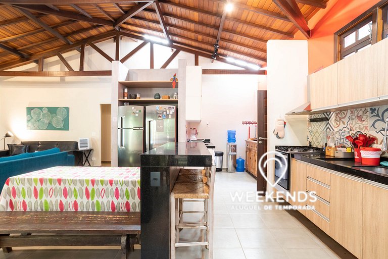 Shark House - heated pool - Camburi Beach