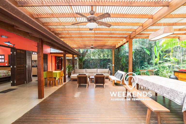 Casa Tubarão piscina climatizada Playa de Camburi