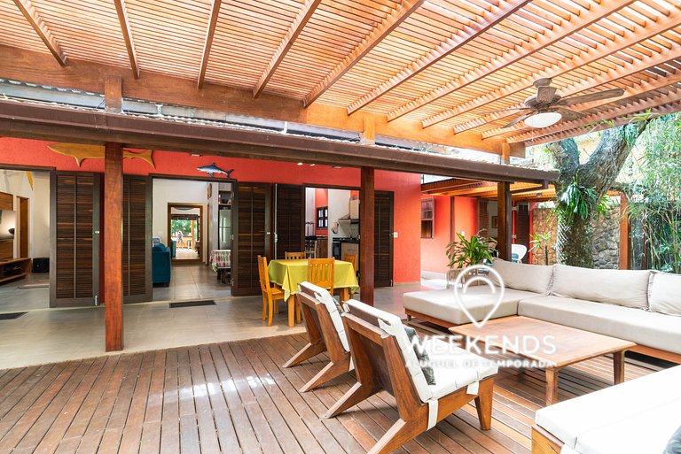 Casa Tubarão piscina climatizada Playa de Camburi