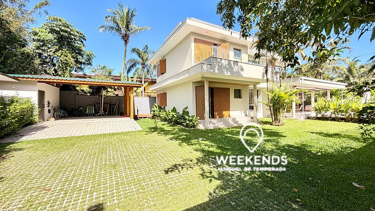 Casa Azaleia a 300 metros de la playa de Camburi