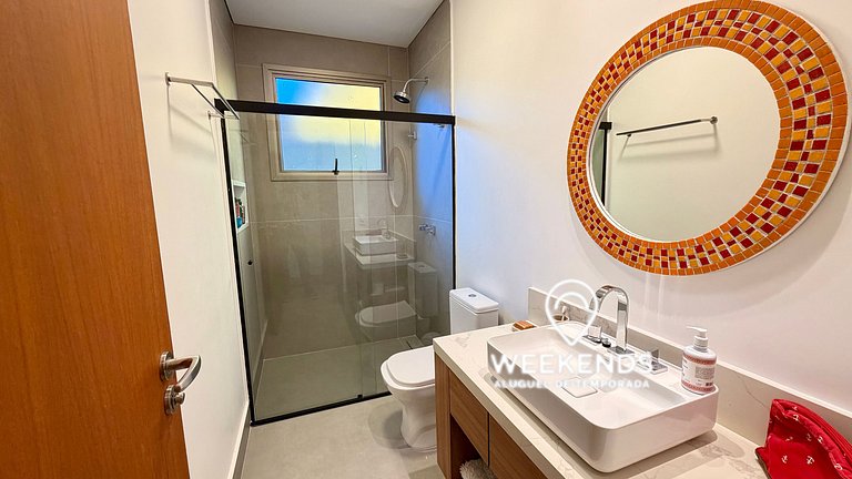 Casa Azaleia - a 300 metros da praia de Camburi