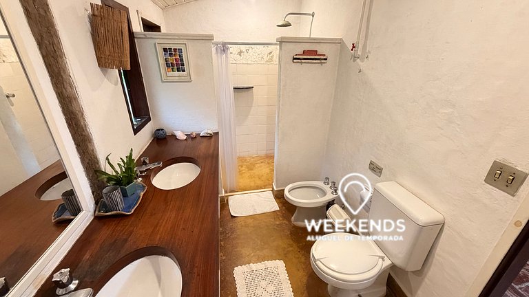 Casa das Jaqueiras - 5 min walk - Camburi Beach